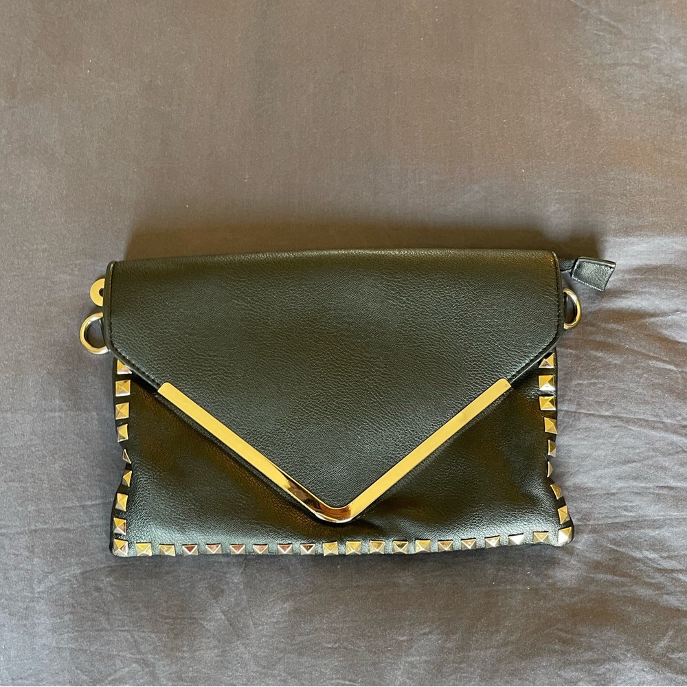 WOMEN’S BEADED PURSE. EXCELLENT CONDITION